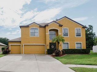 1947 Abbey Ridge Dr, Dover, FL 33527