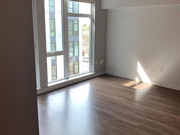 2nd image of 1085 103rd Ave NE Unit 524