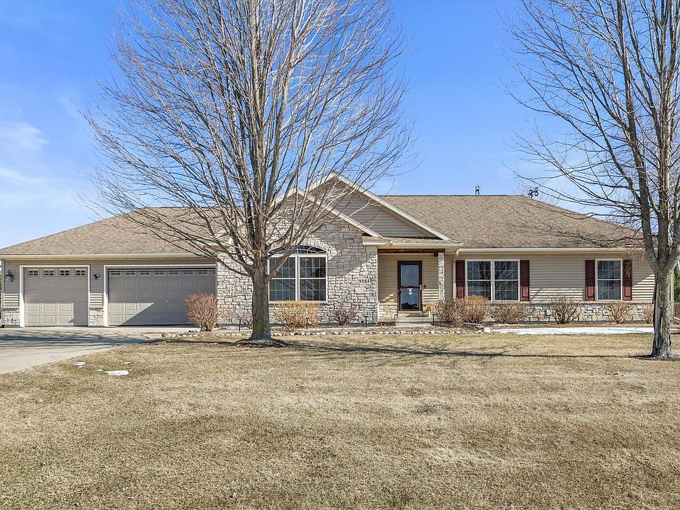 1st image of 9065 377th AVENUE