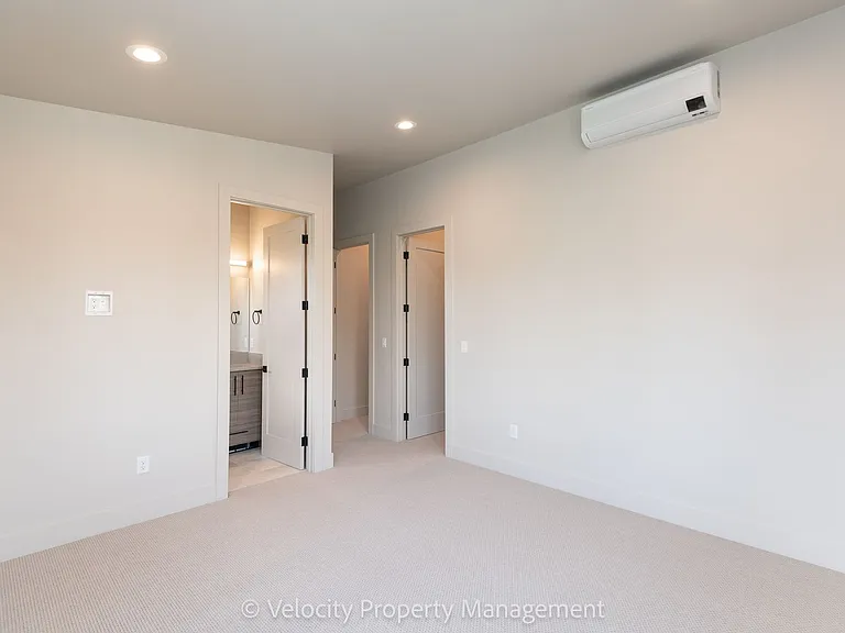 26 NW McCann Ave #3 — Photo 16