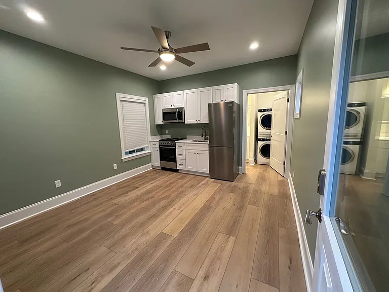1008B 12th St — Photo 5