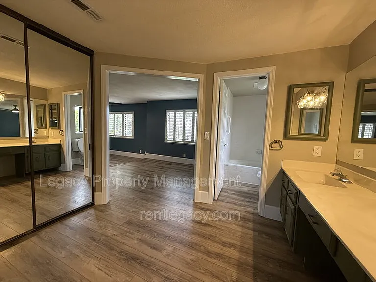 3209 Serra Way — Photo 21
