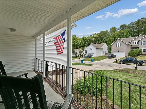 2nd image of 5823 Montpelier Dr