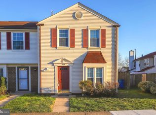 5939 Grisby House Ct, Centreville, VA 20120