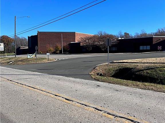 2nd image of 0 Main St E