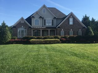 9016 Chelsea Dr, Raleigh, NC 27603