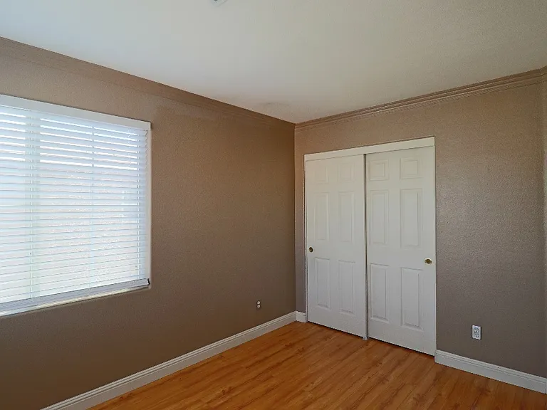 9747 Clifford Walk Ave — Photo 15