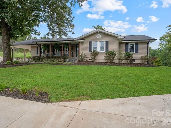 29 Pleasant Hill Rd, Marion, NC 28752