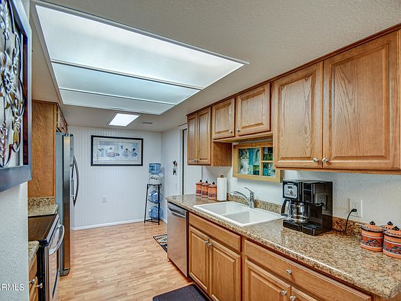 3rd image of 284 LEISURE WORLD --