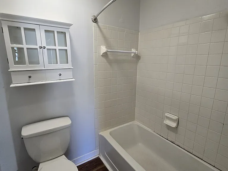 117 Kingsbury Dr — Photo 31