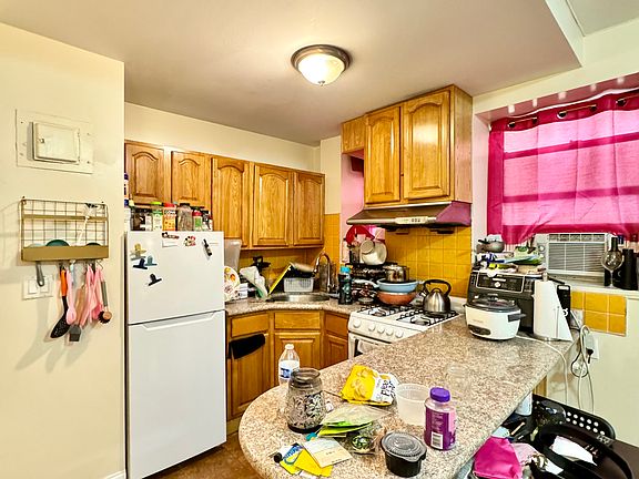 3rd image of 5313 6th Ave APT 1D