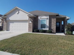 206 Sequoia Dr, Victoria, TX 77904