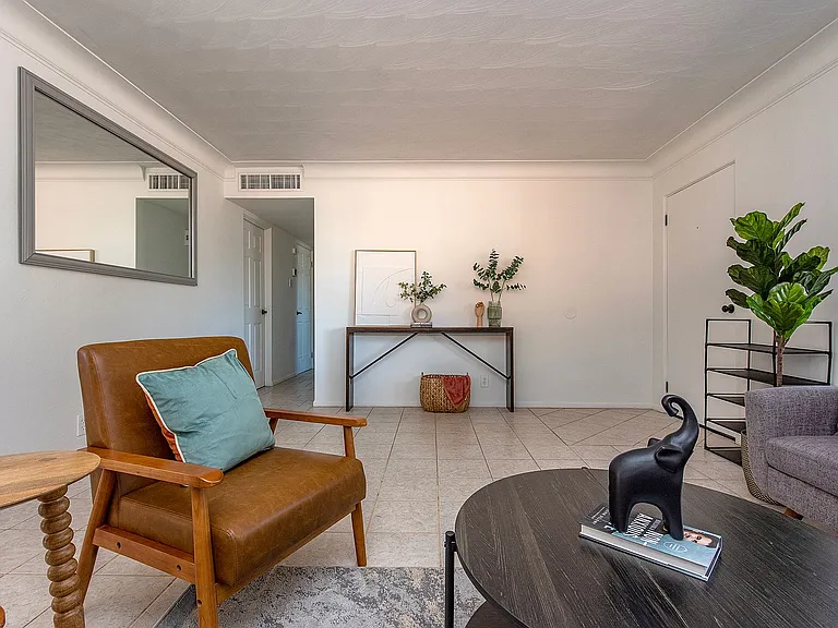3526 N Santa Rita Ave — Photo 7
