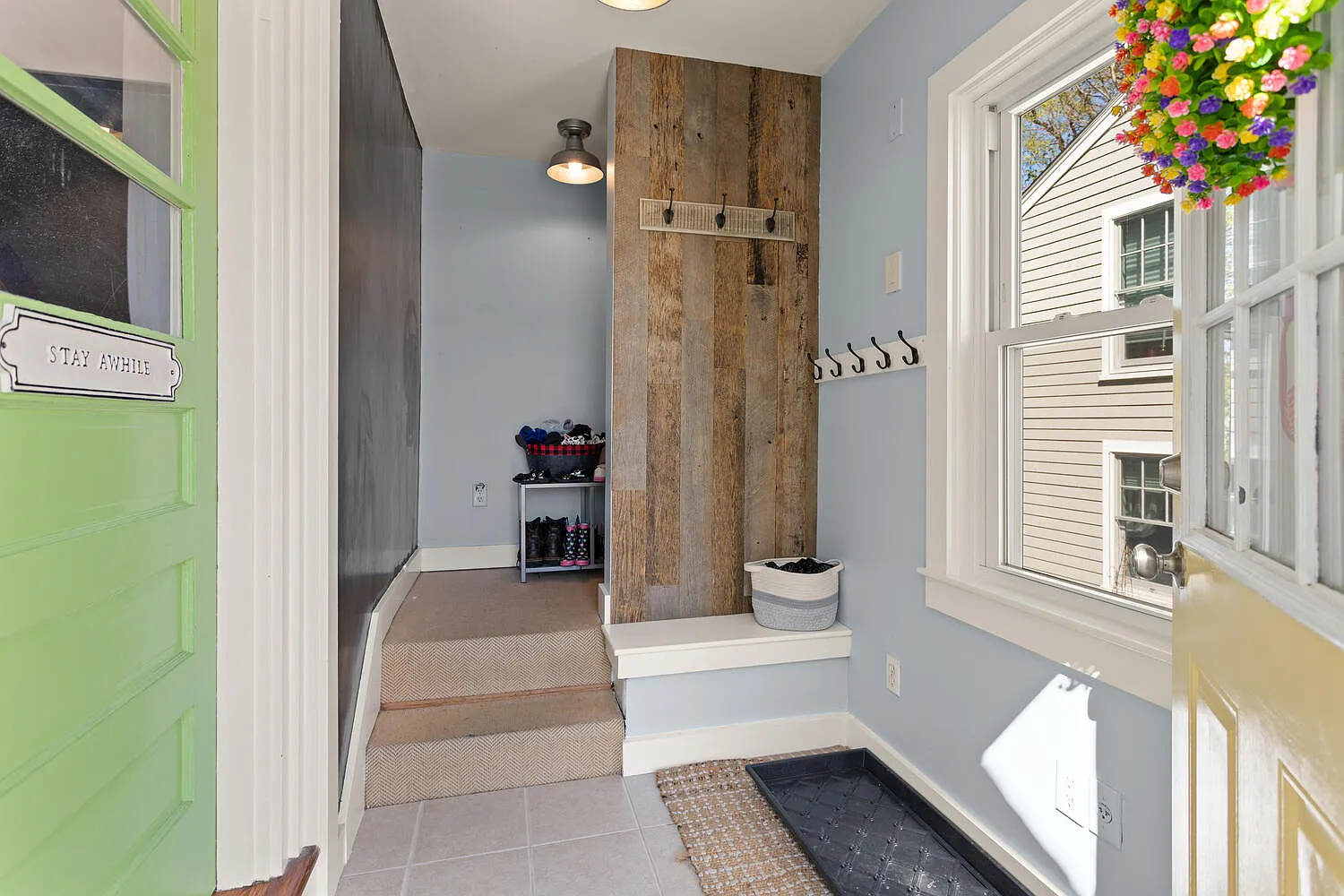 4 bed, 2103 sqft, $5,750 — Photo 3