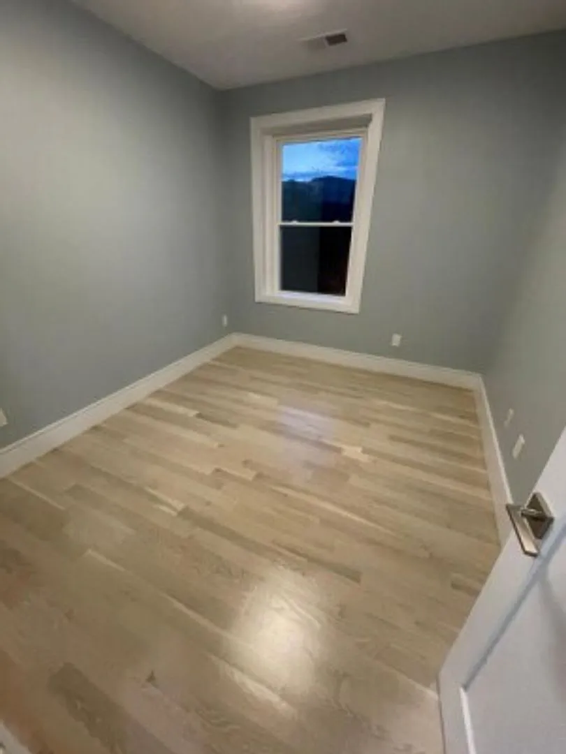 Renovated 3 Bed/2 Bath Right In The Heart Of Washington Square! — Photo 2