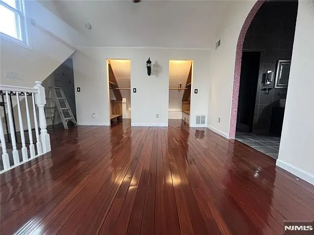 266 Livingston Ave #2 — Photo 16