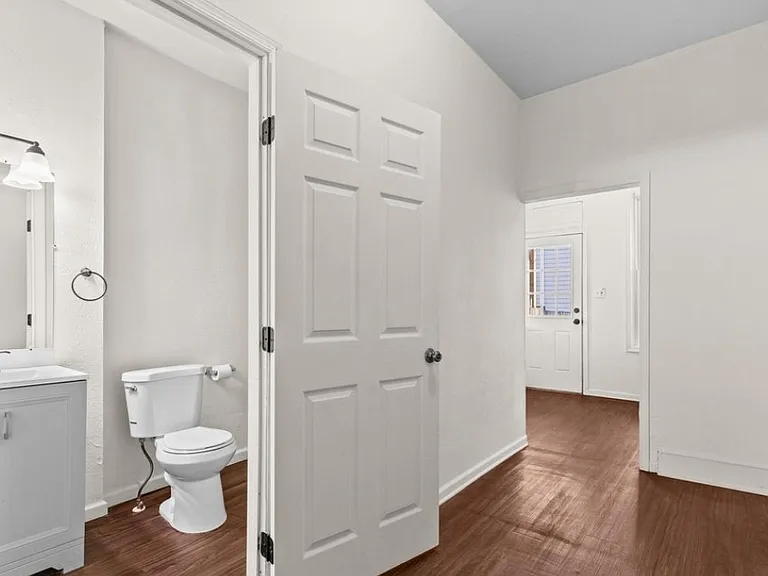 635 Camp St — Photo 1
