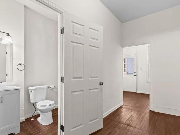 635 Camp St, Harrisburg, PA 17110