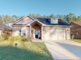 214 Logans Mill Trl, Warner Robins, GA 31093