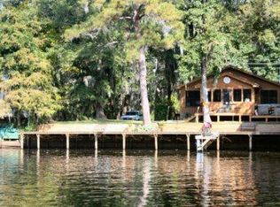 2001 Pine Island Rd, Karnack, TX 75661