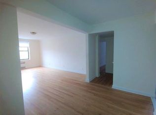63-60 98th St #521, Rego Park, NY 11374