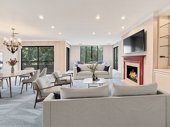 2nd image of 1409 Burr Oak Rd APT 310A