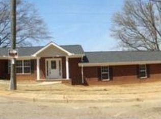 533 Morton Rd, Anniston, AL 36205