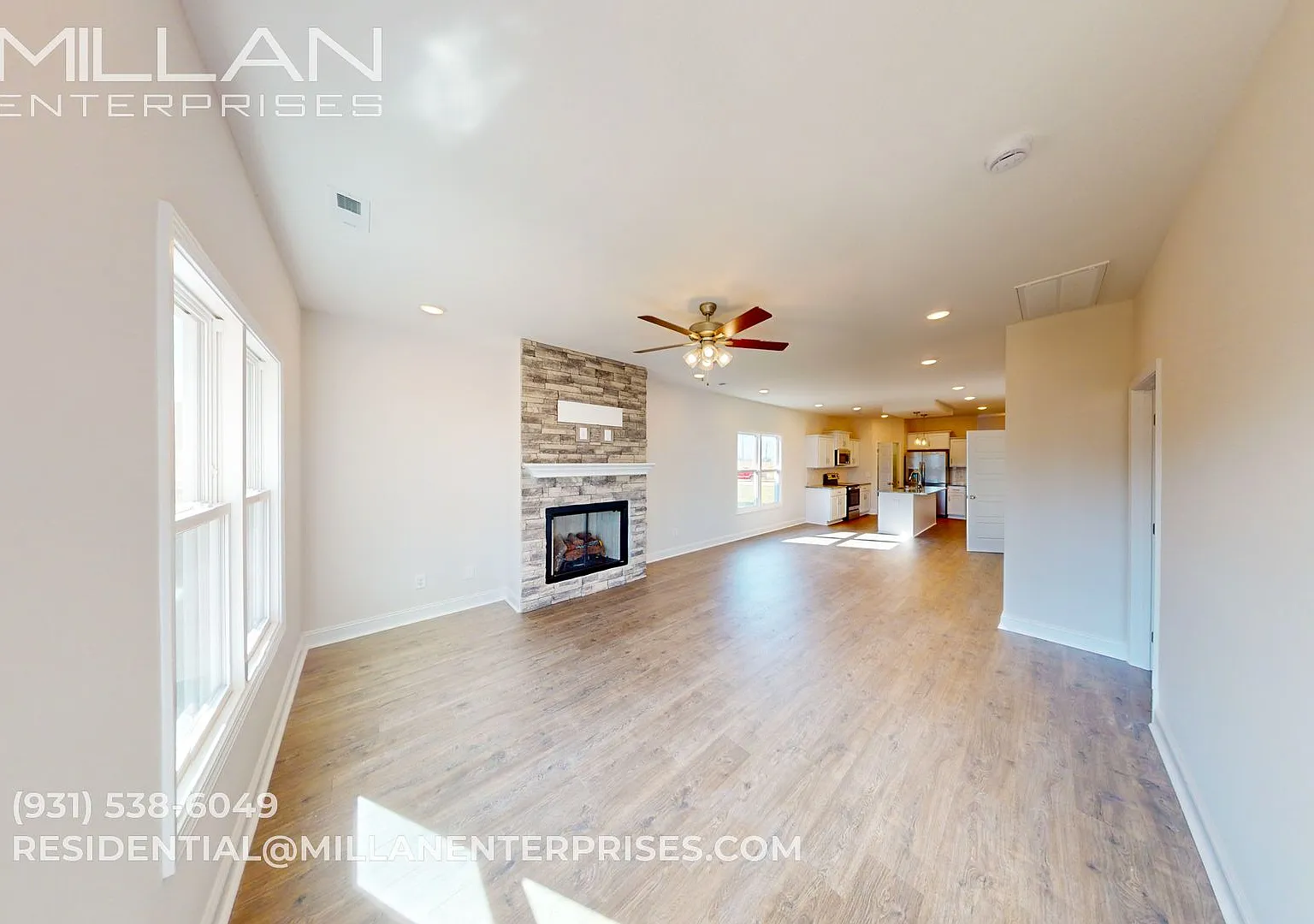Beautiful 3-Bedroom Home with Modern Finishes, Stainless Steel Appliances, and Attached Garage — Photo 3