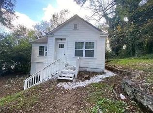 7 Duke St NE, Rome, GA 30161