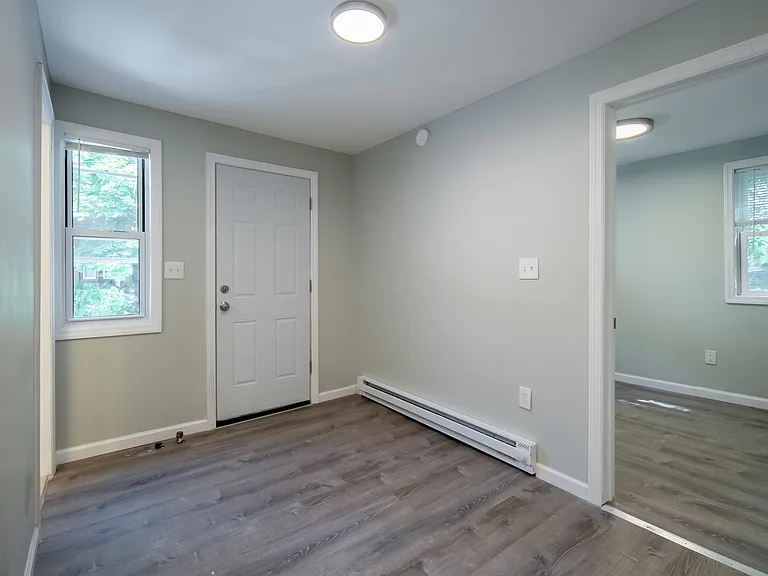 169 Hutton St #2 — Photo 6