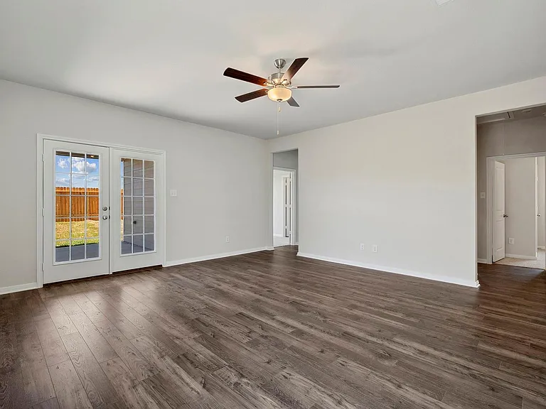 10403 Red Cardinal Dr — Photo 11