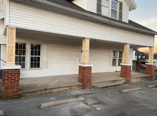 201 E McLean St #A, Manchester, TN 37355