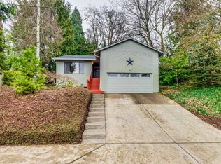 17520 SE Scrutton Ln, Milwaukie, OR