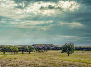 451 Achtzehn Rd, Fredericksburg, TX 78624