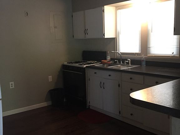 5th image of 115 N 13th St