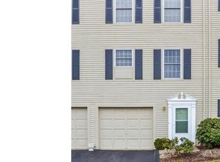 91 Crown Rdg, Newington, CT 06111