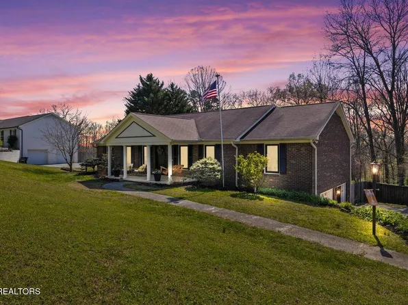 10815 Farragut Hills Blvd, Knoxville, TN 37934