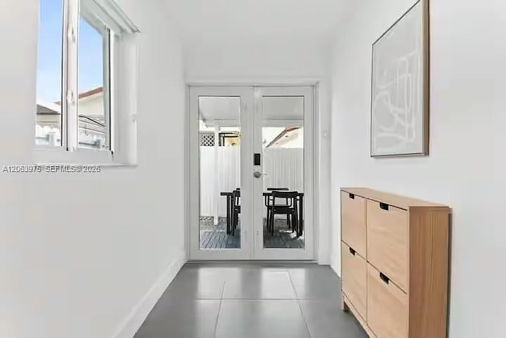 2776 W 71st Pl — Photo 31