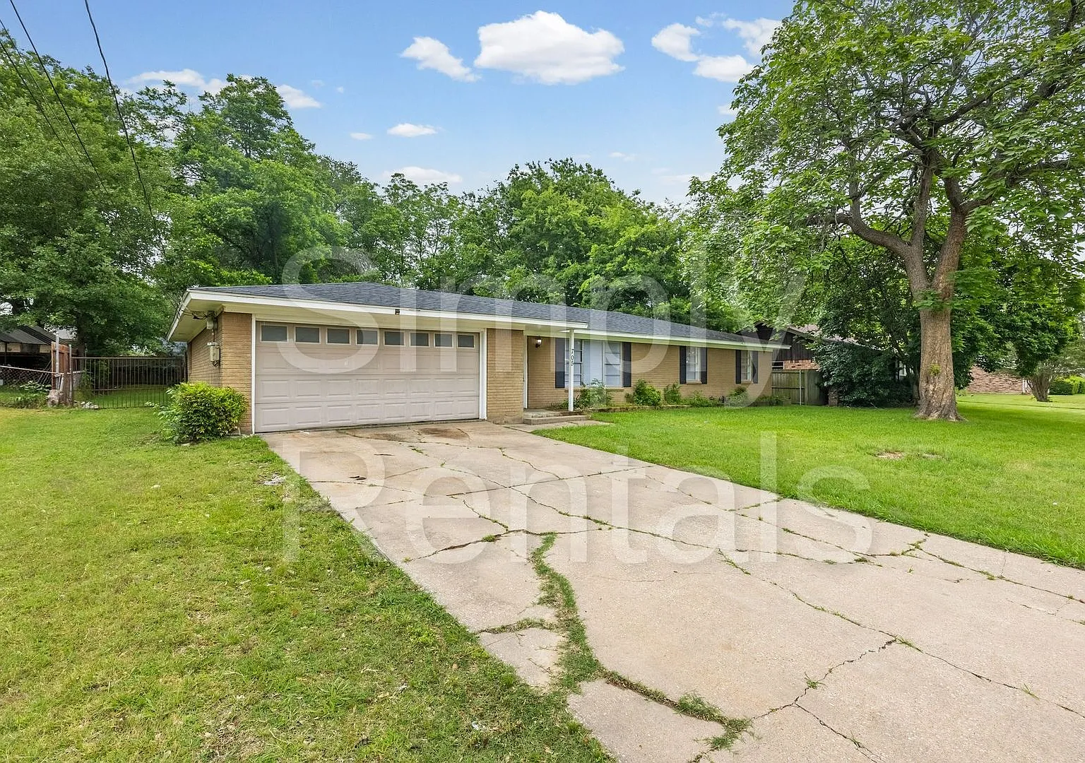 705 Plano - Sulphur Springs — Photo 4