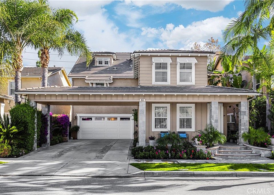 1st image of 856 Williams St