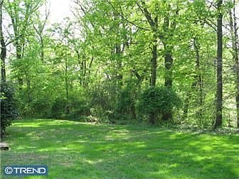 3rd image of 5009 Canby Dr