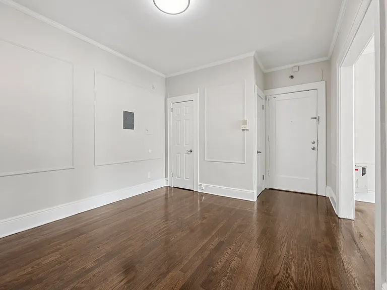 539 Joralemon Street Apts — Photo 8