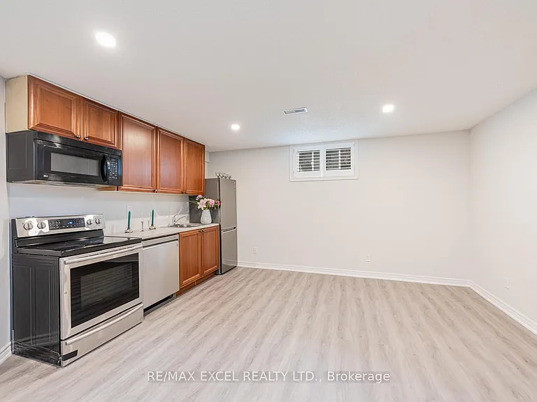 68 Direzze Ct #BASEMENT — Photo 4