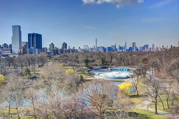 Rented by Isen & Company : Real Estate Advisors | media 26