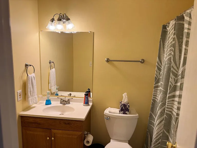 715 Washington Ave #5 — Photo 8