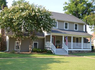 537 Anne Stokes Rd, Greenville, MS 38701