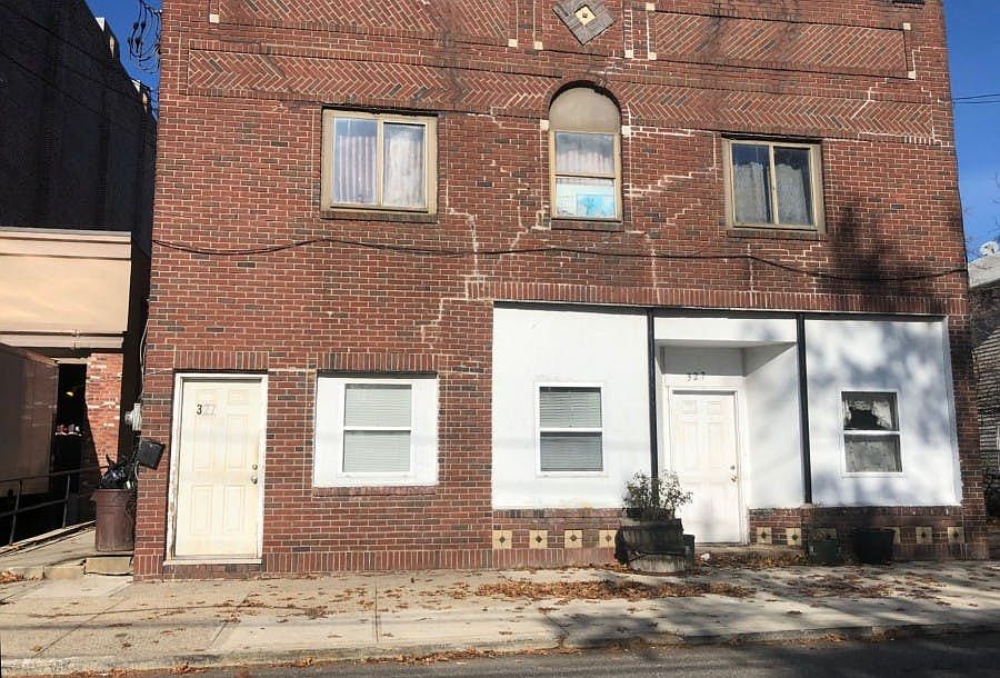 327 Winthrop St, Westbury, NY 11590 Zillow