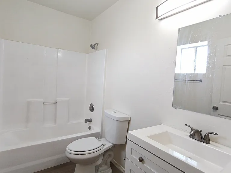 4967 S Fremont Ave #1 — Photo 14