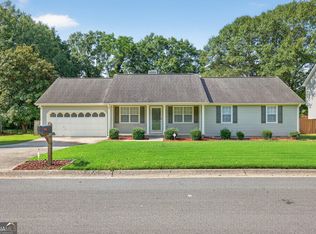 944 Century Oak Dr, Winder, GA
