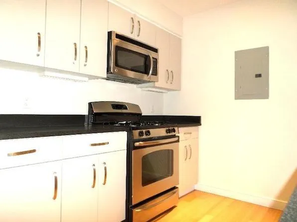 595 Albany St, Boston, MA 02118